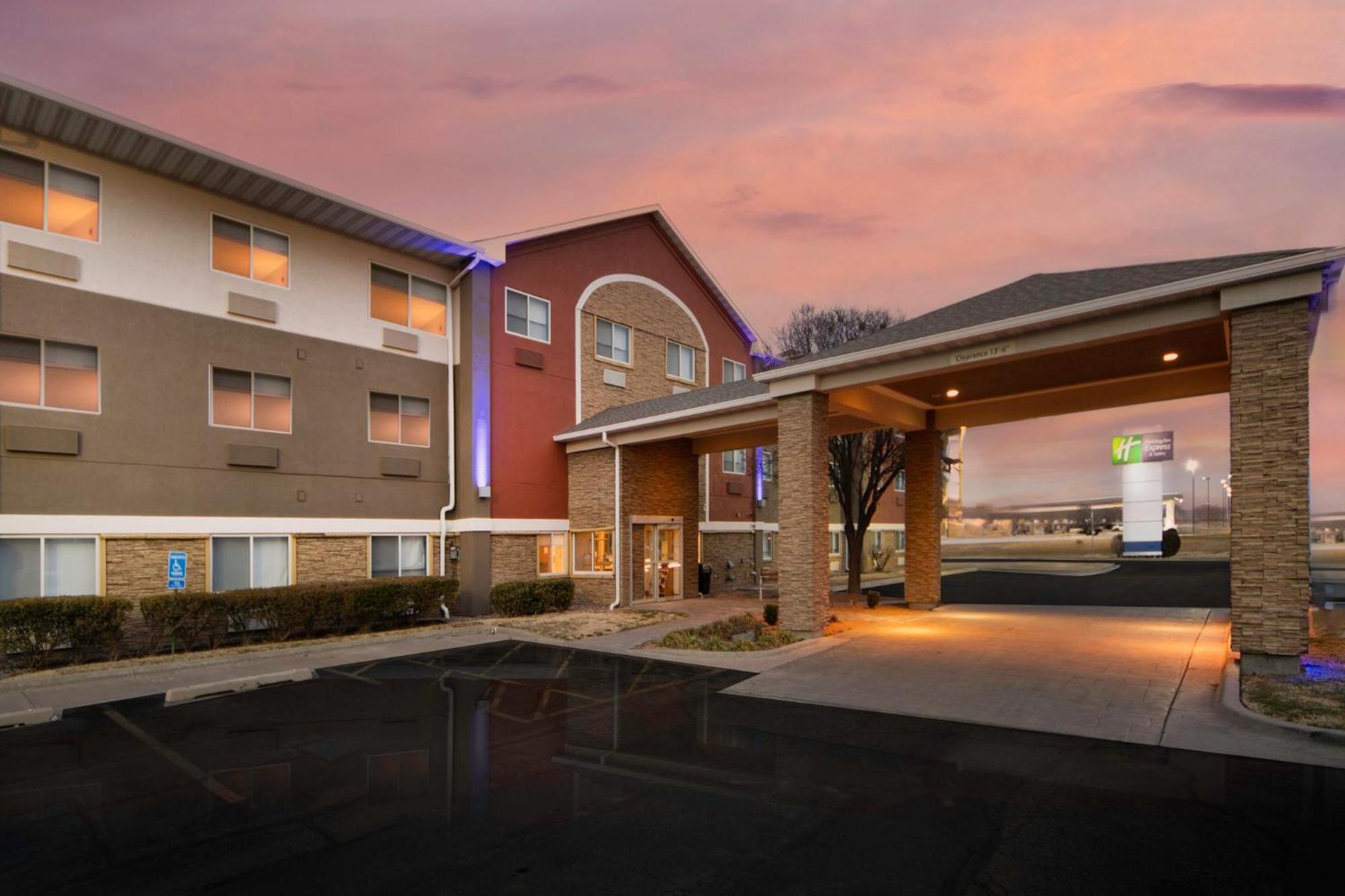 Holiday Inn Express - Canyon By Ihg Εξωτερικό φωτογραφία